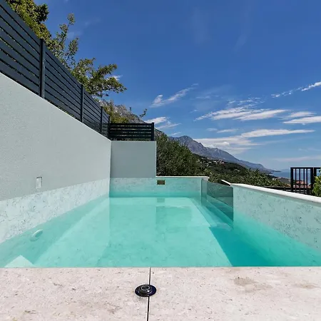 Villa Brela