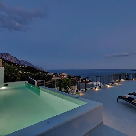 Villa Villa Brela *